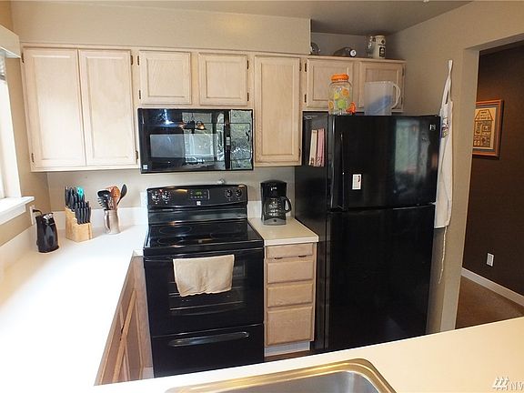 4th image of 202 Mountain Park Blvd SW #B204