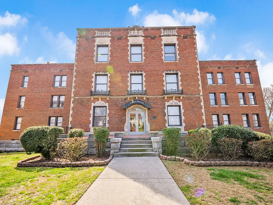 Fort Wood Apartments