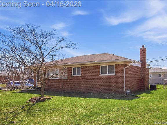 4th image of 12876 Martin Rd