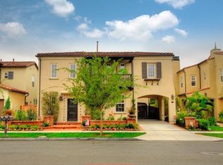 52 Secret Gdn, Irvine, CA 92620
