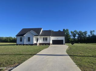 138 Sand Hills Rd #B, Camden, NC 27921
