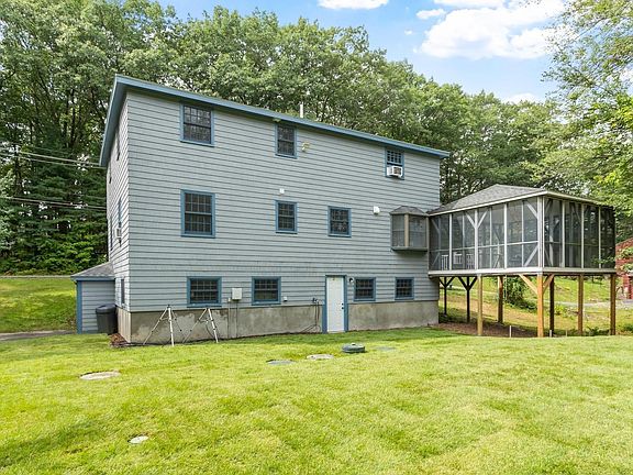 3rd image of 368 Hill Rd