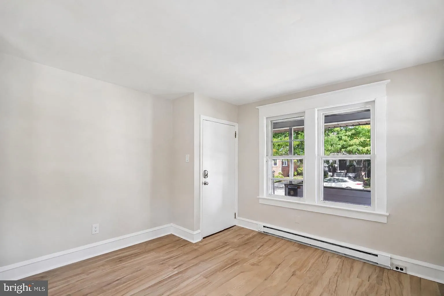 1 bed, 1.0 bath, 700 sqft, $1,800 — Photo 4