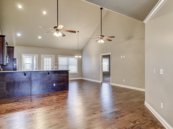 5th image of 358 Big Station Camp Blvd APT A