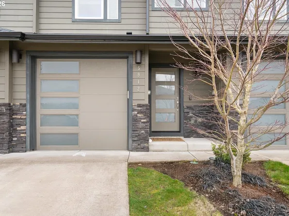 5912 Belknap Springs St SE, Salem, OR 97306