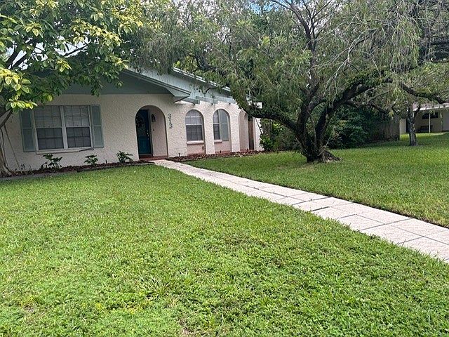 1st image of 313 N Hesperides St