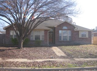112 N Carriage House Way, Wylie, TX 75098