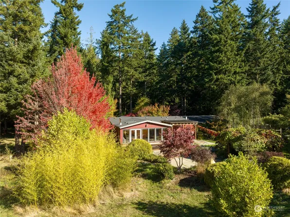 3700 Center Road, Lopez Island, WA 98261
