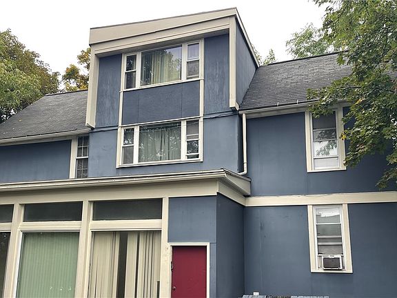 4th image of 128 Eddy St