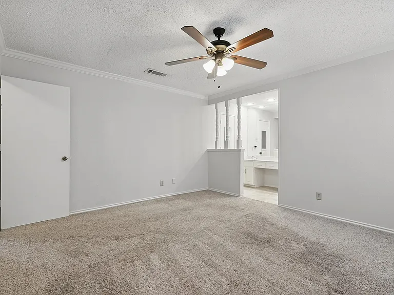 338 Edgewood Dr — Photo 13