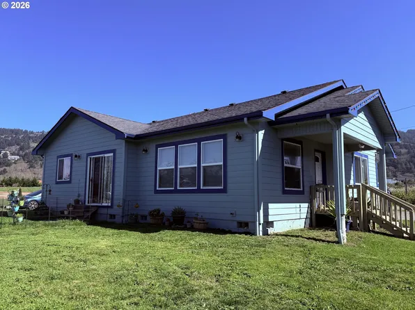 98557 Woodriff Ln, Brookings, OR 97415