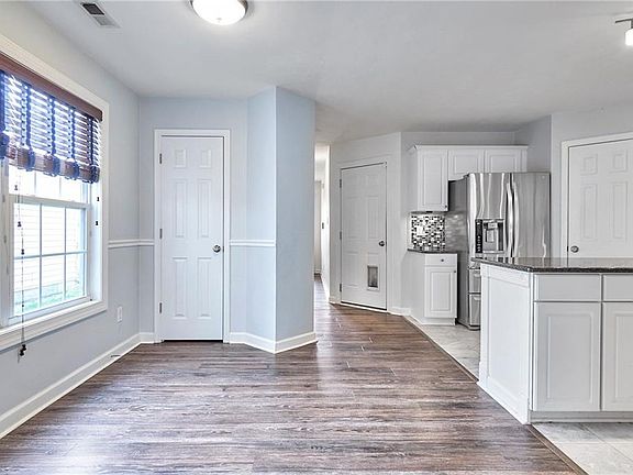 3rd image of 1734 Weber Ave