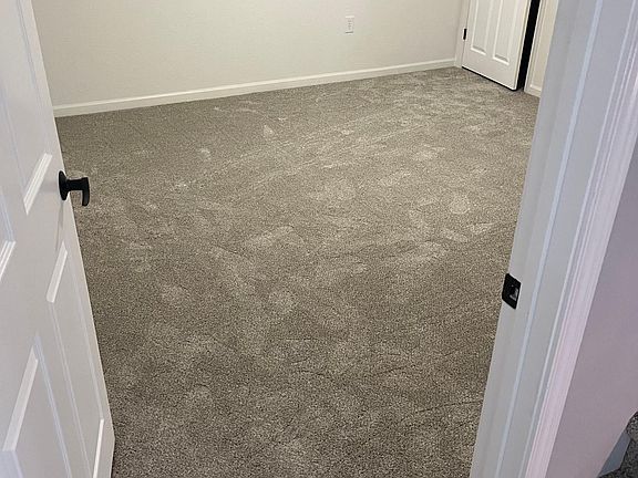 4th image of 103 Wemple St