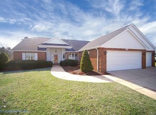 1427 Sand Creek Dr, Chesterton, IN 46304