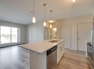 1144 Adamson Dr SW #204, Edmonton, AB T6W2X7