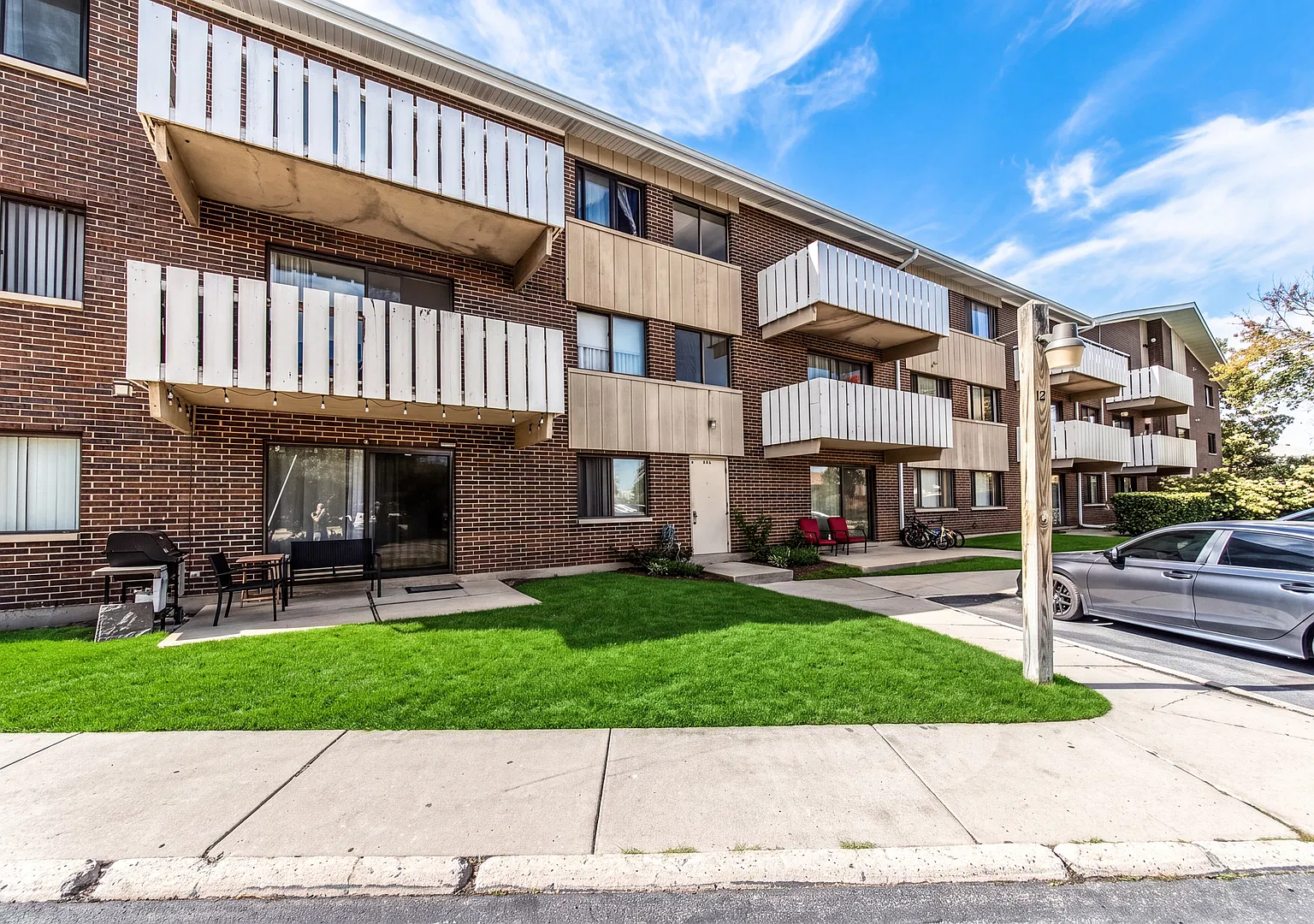 1000 Bayside Dr — Photo 3