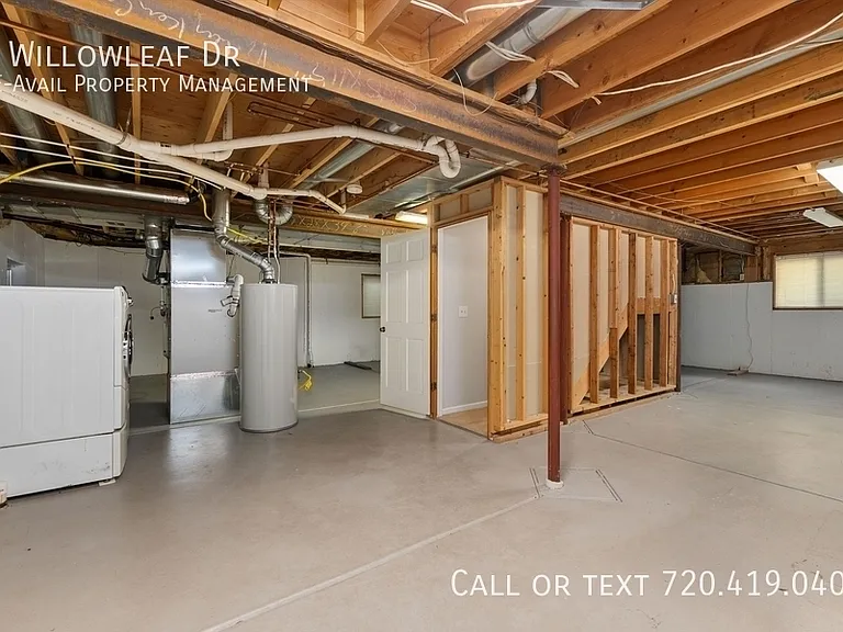 8 Willowleaf Dr — Photo 42
