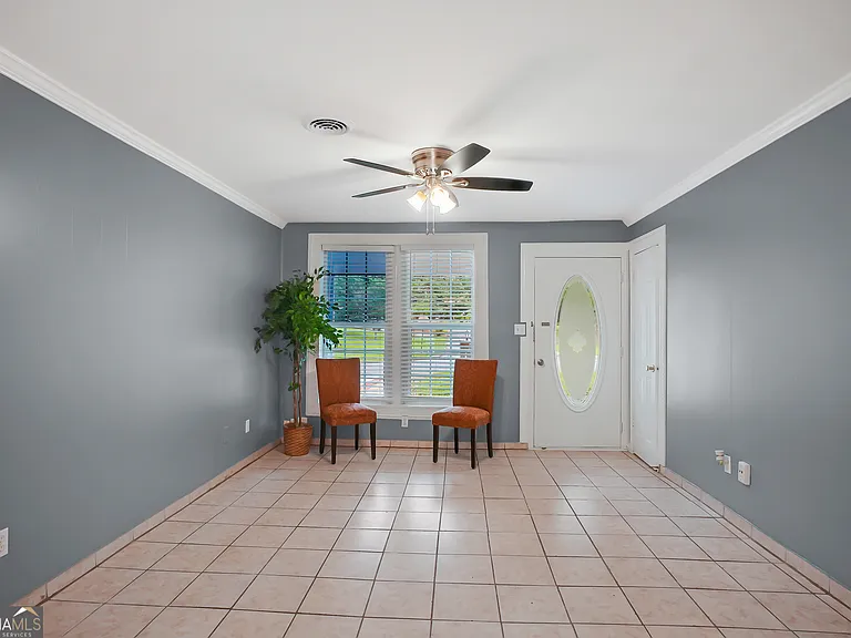 217 Wynnmeade Pkwy — Photo 17