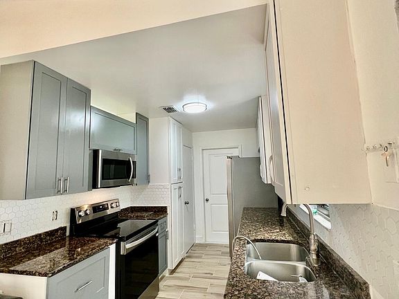 4th image of 12906 Ohio Woods Ln