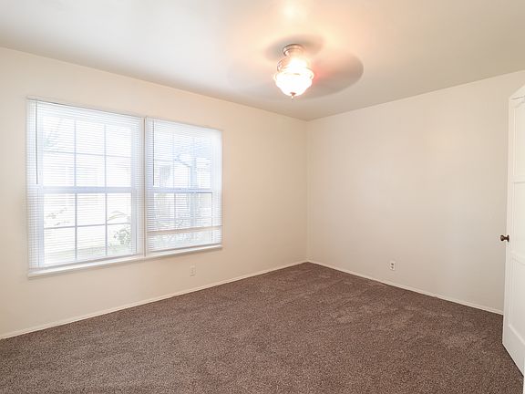 5th image of 148 S 18th St #148