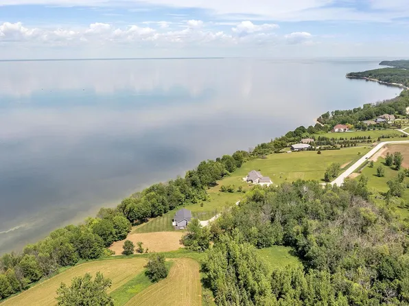 Sugar Creek Dr #22, Brussels, WI 54204