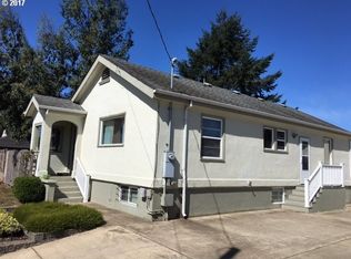 1408 1st St, Tillamook, OR 97141