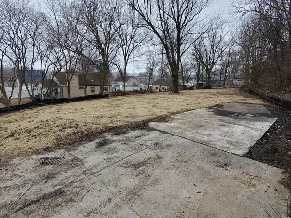 503 Transit St, Saint Charles, MO 63301