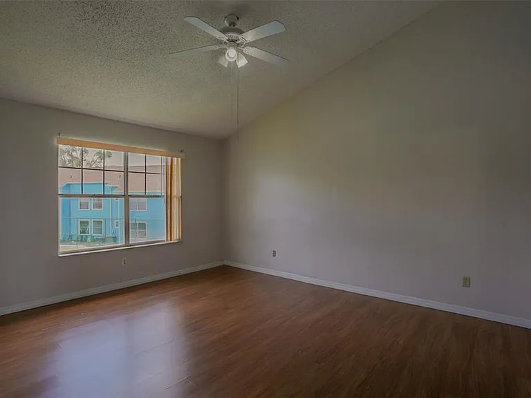 2747 N Poinciana Blvd #14 — Photo 8