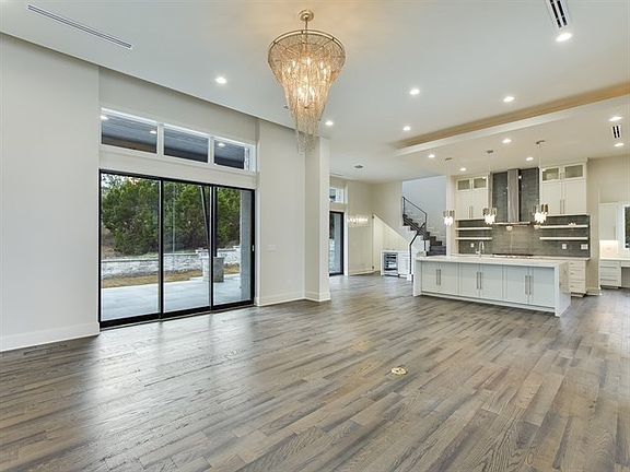 5th image of 26708 Founders Pl