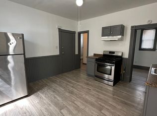 2265 S 16th St, Milwaukee, WI 53215
