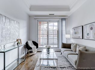 20 Burkebrook Pl #316, Toronto, ON M4G 0A1