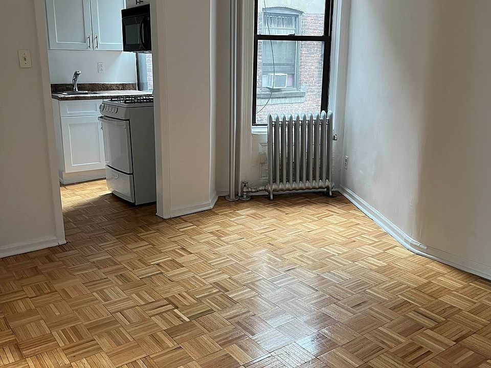 1st image of 369 Broome St APT 22