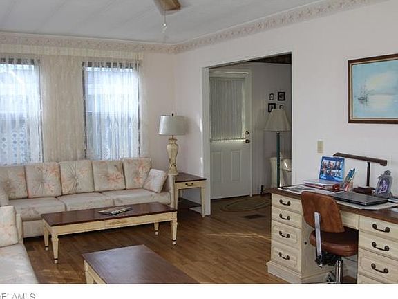 5th image of 457 Jacaramba Ct