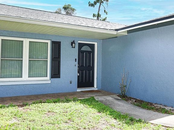 3rd image of 3075 Mapleshade St
