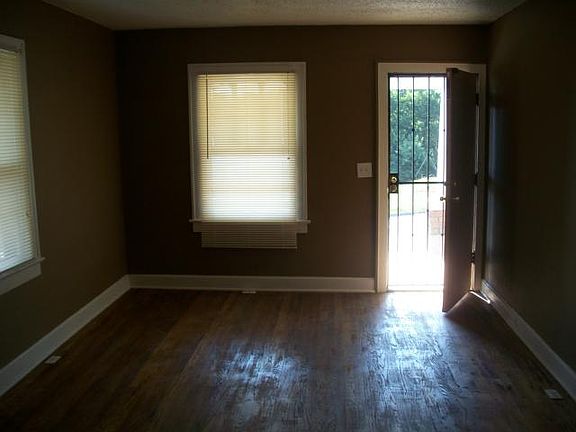 4th image of 3833 Cleveland Ave