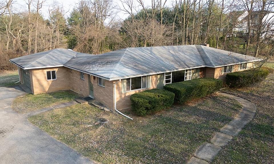 4102 Chelten Ln, Center Valley, PA 18034 MLS 734745 Zillow