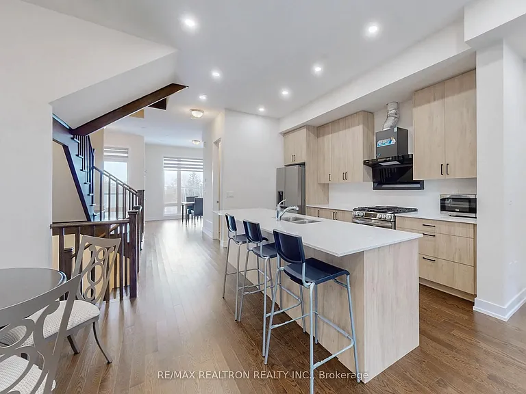 45 Credit Ln #3 — Photo 3