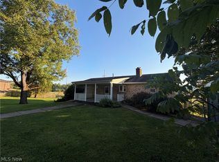 11602 Staunton Tpke, Walker, WV 26180