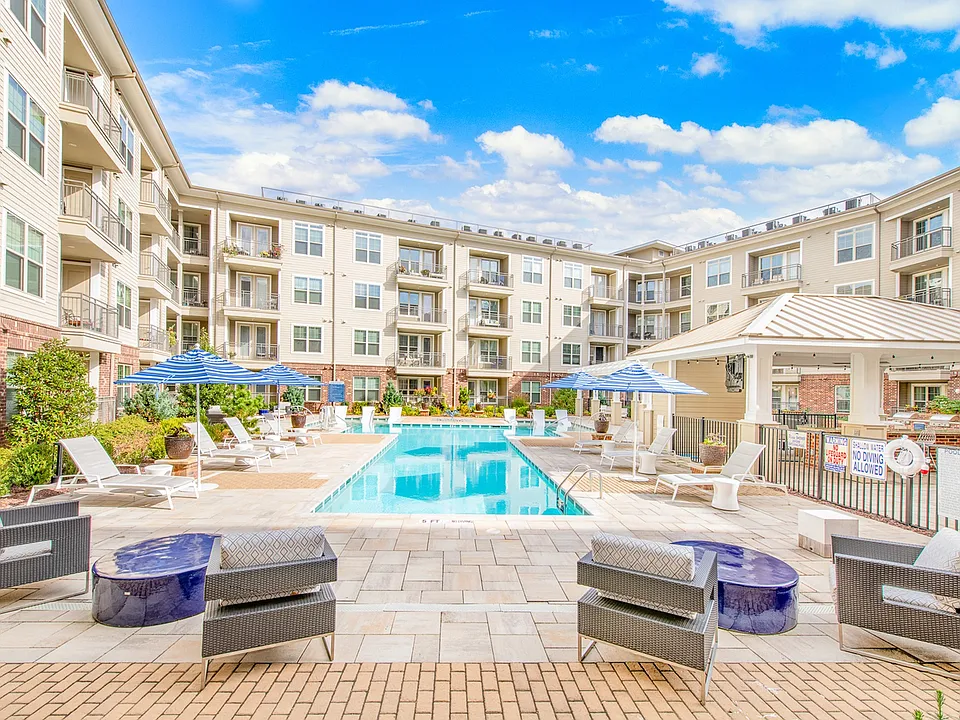 Overture Crabtree 55+ Apartment Homes