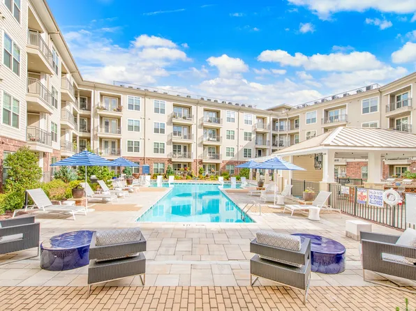 Overture Crabtree 55+ Apartment Homes