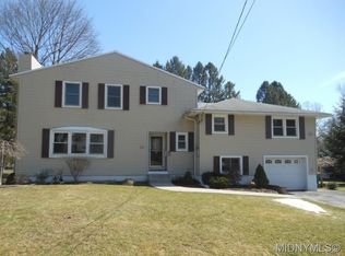 15 Jessica Pl, Whitesboro, NY 13492