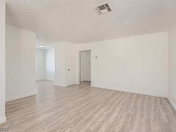 5th image of 716 Pensacola Ln #4