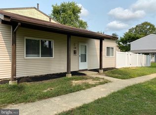 10 Memphis Ct, Sicklerville, NJ 08081
