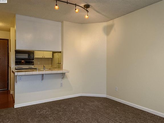 4th image of 29300 Dixon St APT 312