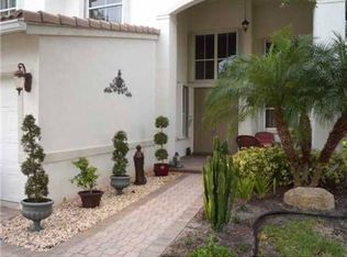 5375 Osprey St, Coconut Creek, FL 33073