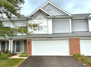 2338 Foxmoor Ln, Aurora, IL 60502