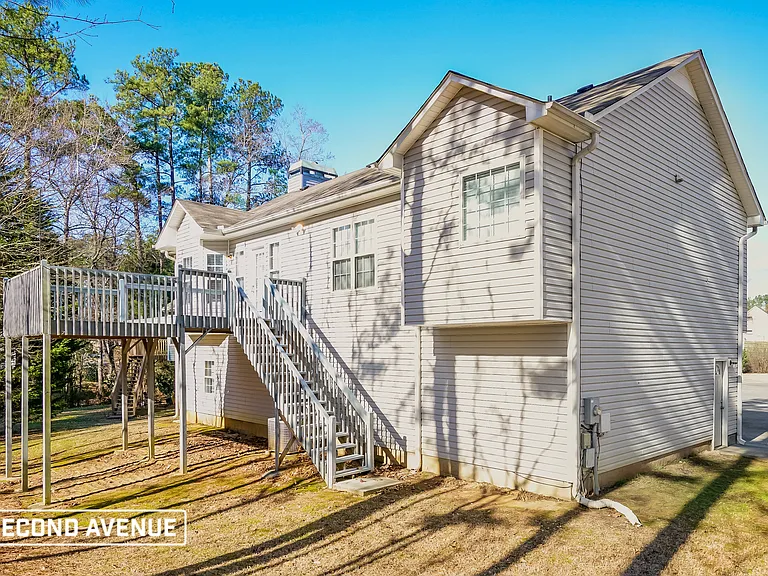 4204 Akins Ridge Ln — Photo 15