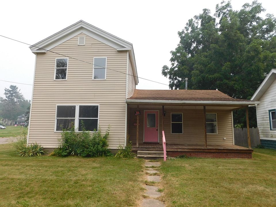 1st image of 700 8th St