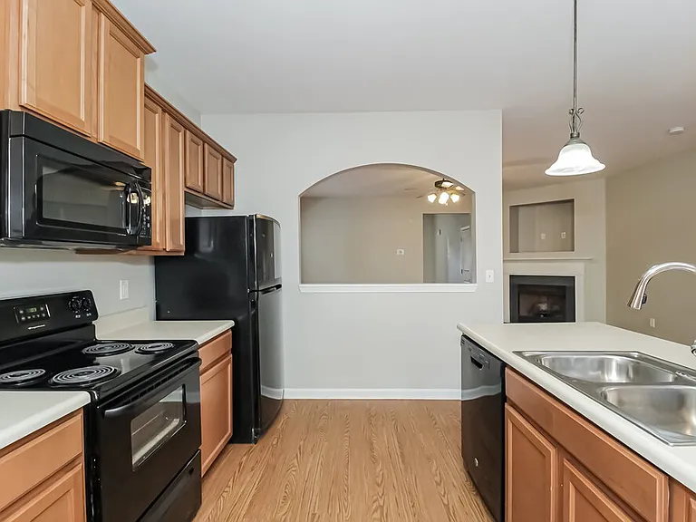 34 Samuel Way NW — Photo 10
