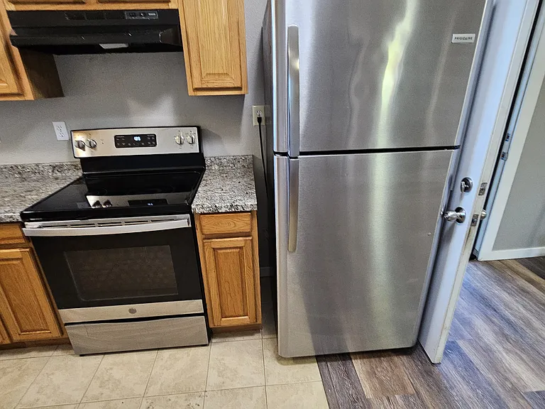 Refrigerator and range